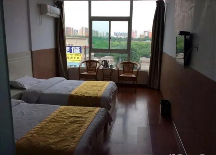 Цзиньчжун: Thank Inn Plus Hotel Shanxi Taiyuan Xiaodian District Jiaotong College
