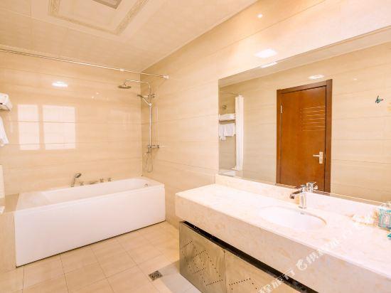 Ордос: Bei Guo Zhi Lian Hotel