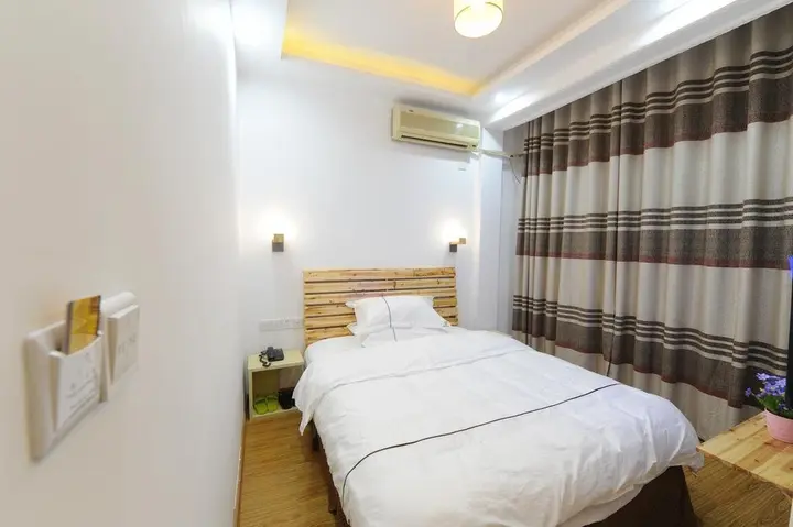 Чжанцзяцзе: Dream PA International Youth Hotel Wulingyuan Store