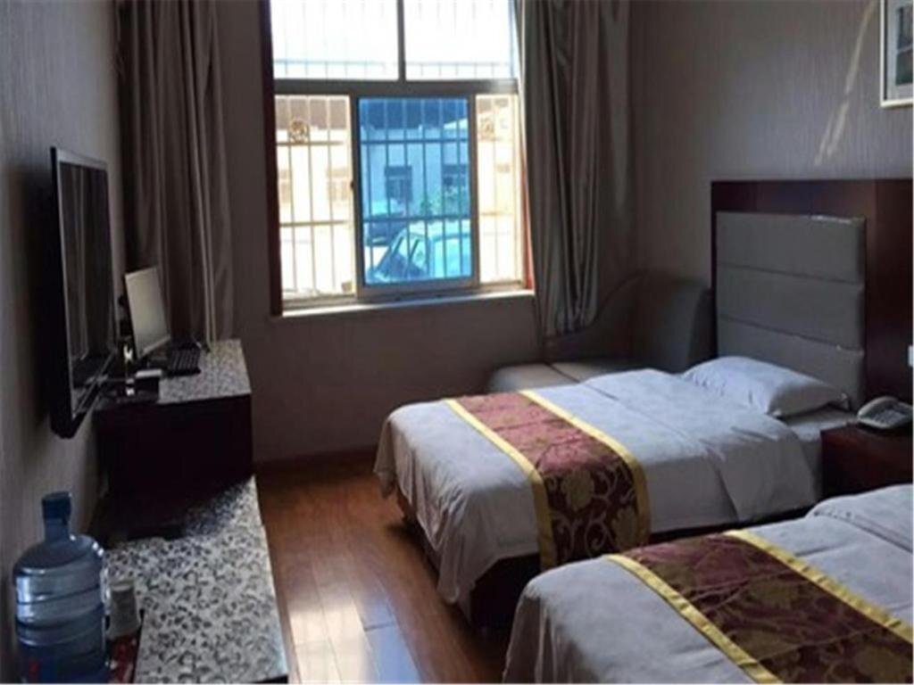 Яньань: Kaisheng Holiday Inn