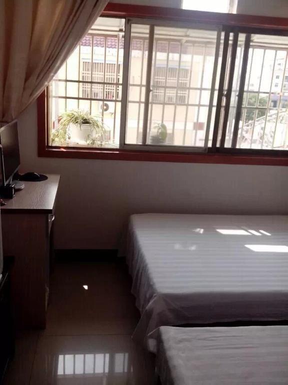 Аньцин: Qianshan Xinlong Homestay