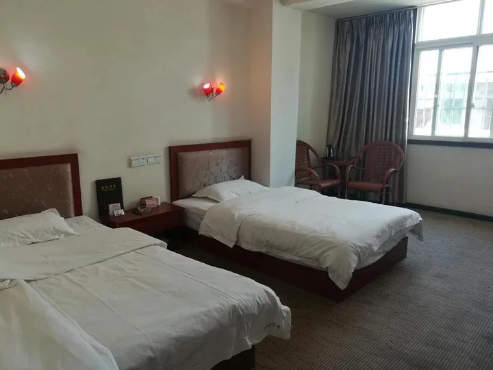 Сичан: Tiny Jiangnan Hotel