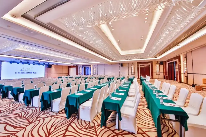 Джиангме: Jianghai Country Garden Phoenix Hotel