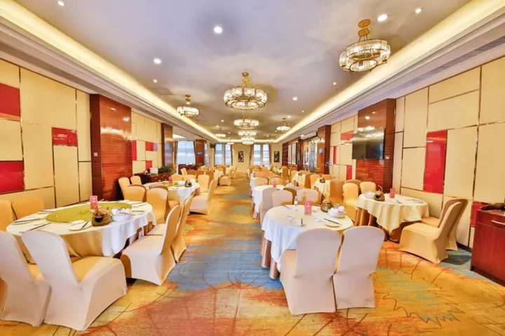 Джиангме: Jianghai Country Garden Phoenix Hotel