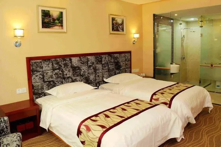 Сяньнин: Super 8 Hotel