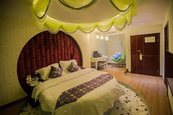 Чунцин: Chongqing Xinhao Theme Hotel