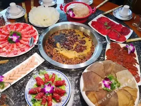 Чунцин: Chongqing Xinhao Theme Hotel