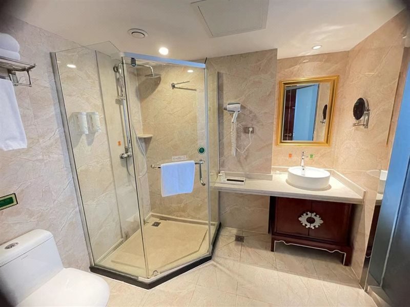 Шиянь: Lvzhou Meijing International Hotel
