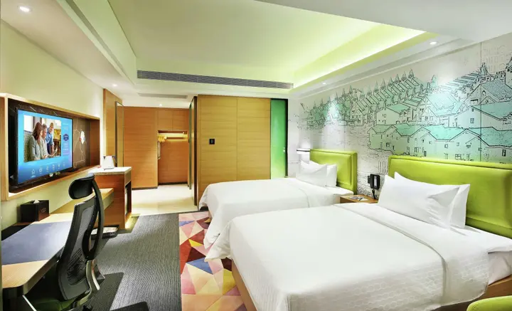 Бэйхай: Hampton by Hilton Beihai High-Speed Train Station