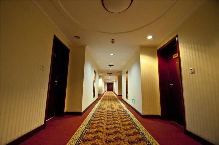Цзинин: Grace Inn (Qufu Tourist Center)