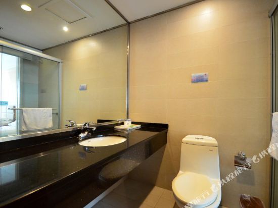 Ухань: Wuhan Ziyang Lake Hotel