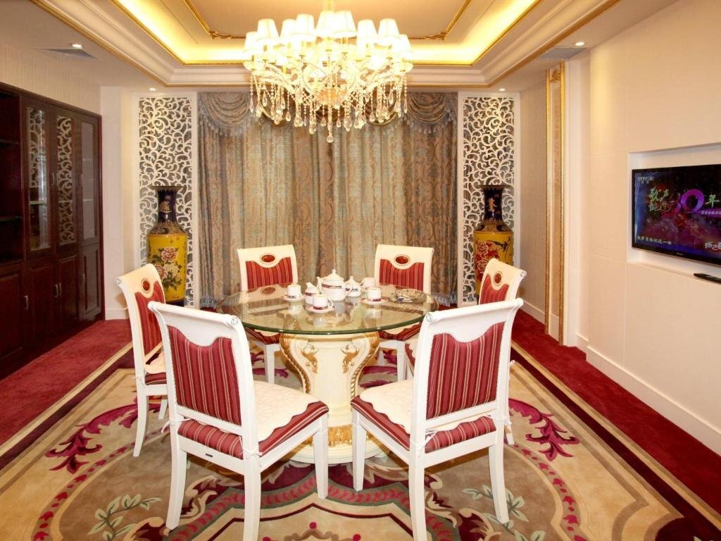 Баоцзи: Wanfu International Hotel
