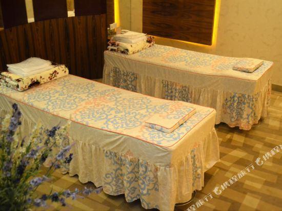 Лючжоу: Huatian Century Hotel