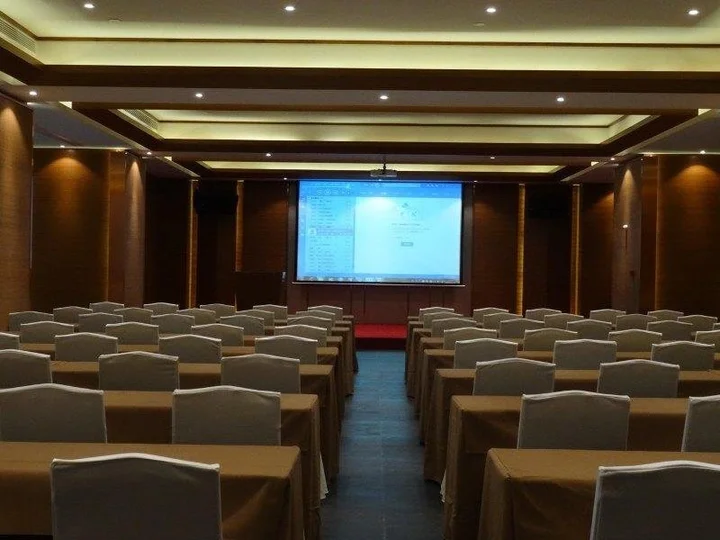 Бэйхай: 21° Holiday Hotel