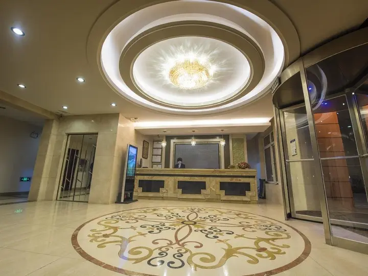 Циньхуандао: Longxing Holiday Hotel