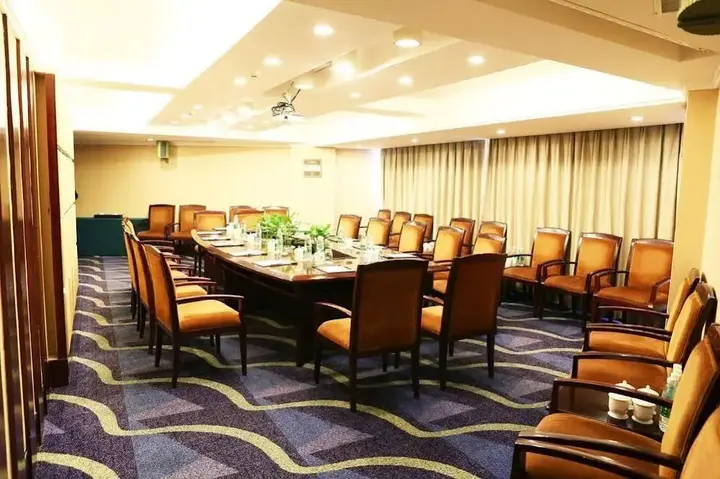 Хуанши: Huangshi Jinhua Hotel