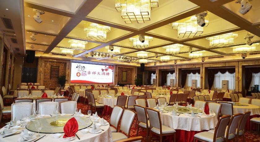 Ухань: Lijiang Hotel