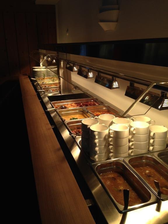 Бэйхай: Phoenix Tree Business Hotel