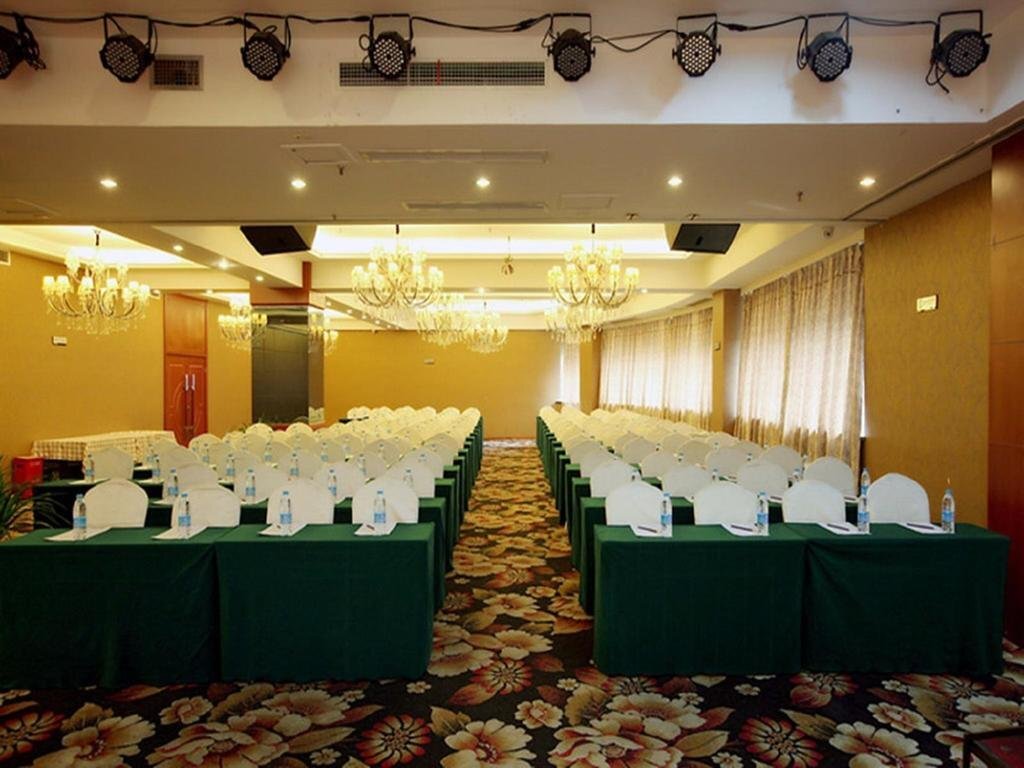 Чунцин: Bolianhui Hotel Chongqing Wanda Plaza