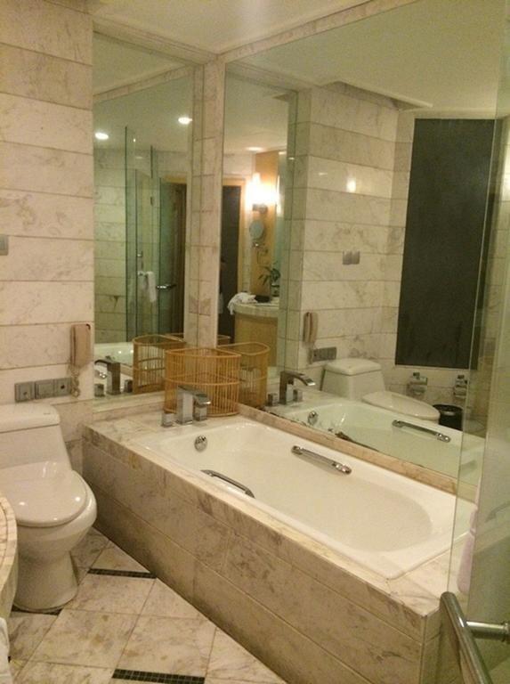 Юэян: Apollo Regalia Hotel & Resort