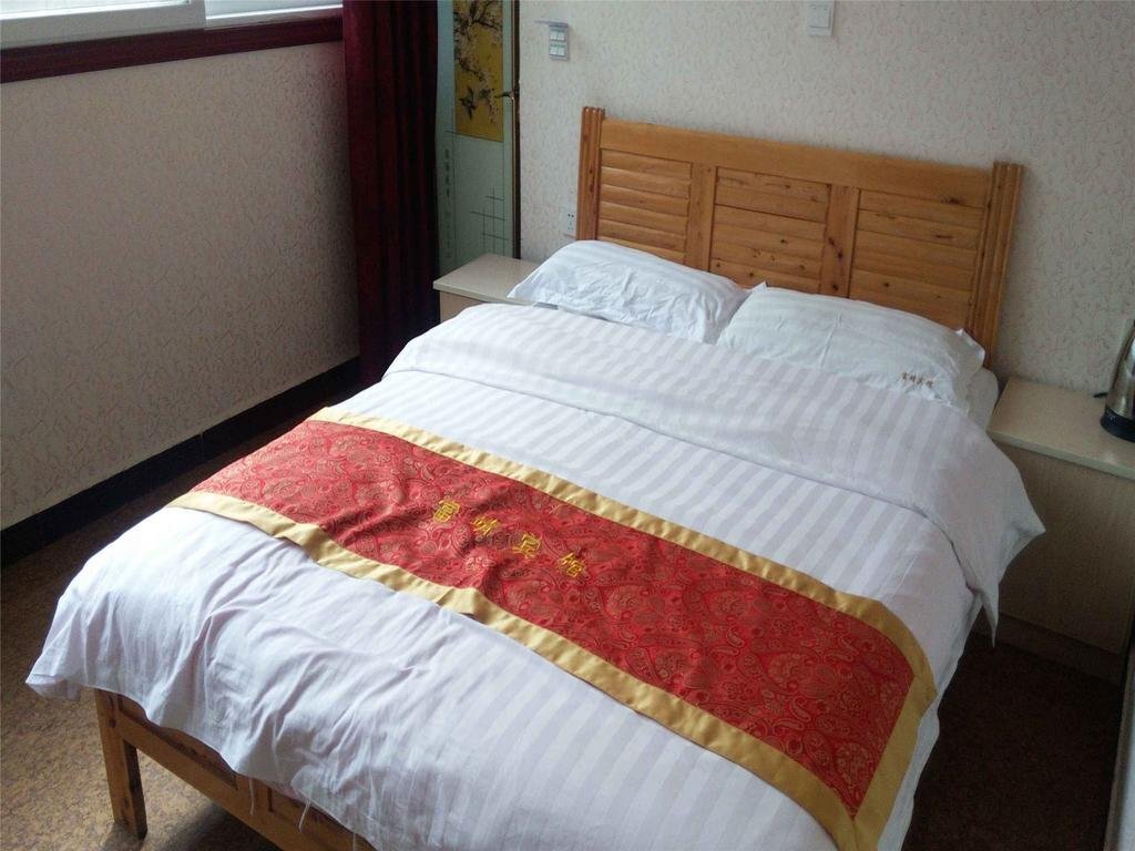 Яань: Fujing Inn