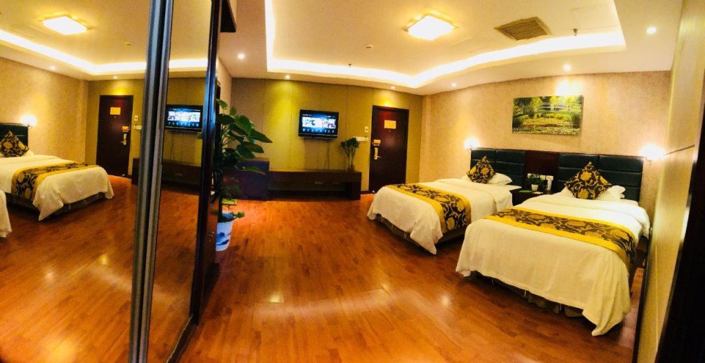 Шанграо: Peace International Hotel