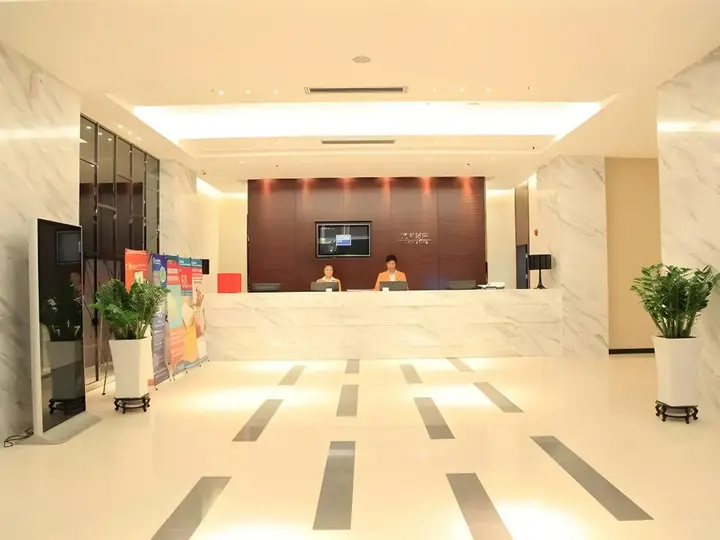 City Comfort Inn Shenzhen Longhua Bus Station Qinghu Metro Station — фото 3