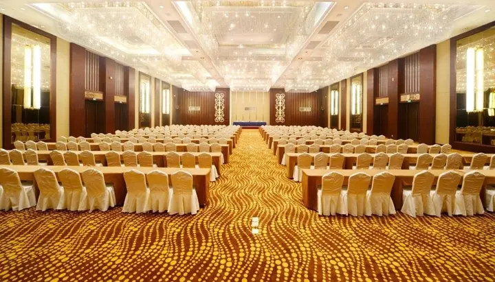 Суцянь: Star International Hotel