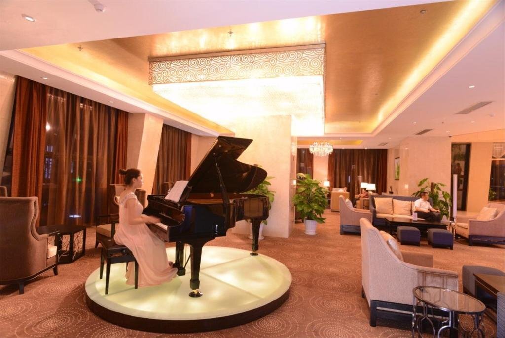 Суцянь: Star International Hotel