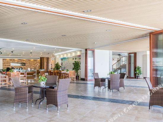 Янгиианг: Shanhaiwan Holiday Hotel