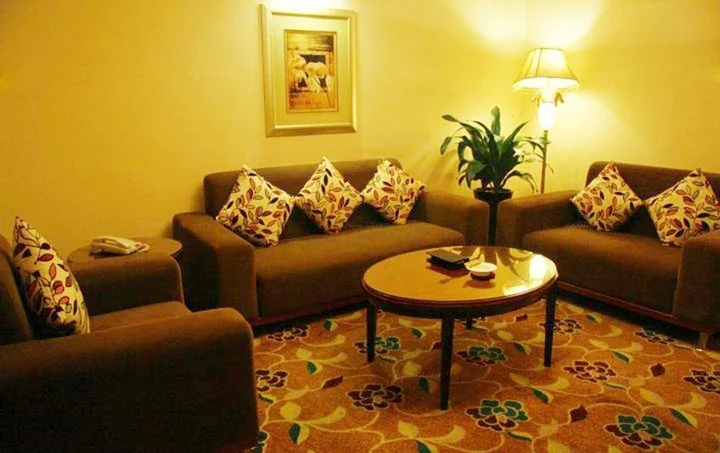 Чжоушань: New Overseas Chinese Hotel