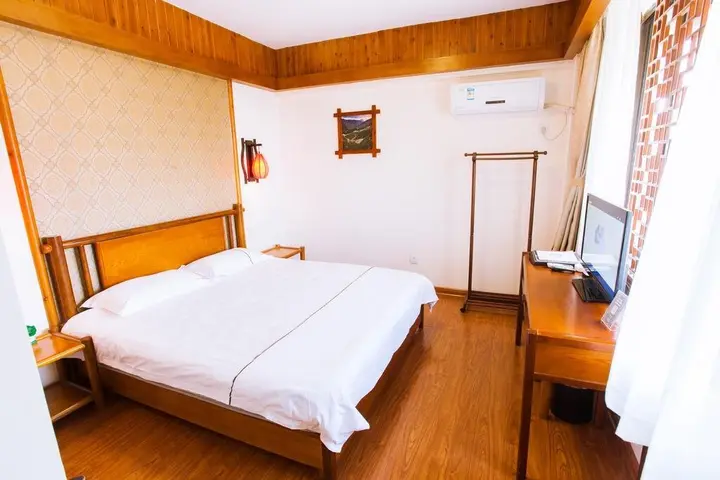 Гуйлинь: Guilin Gunanmen Hotel