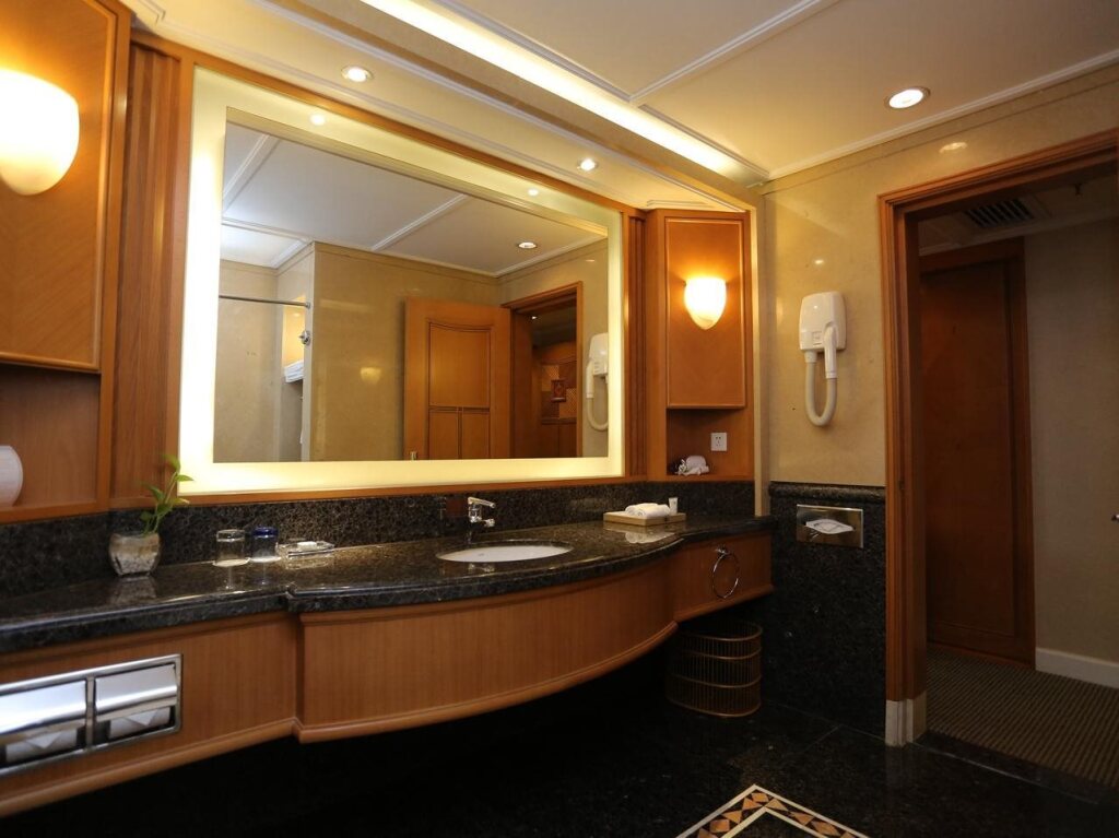 Чжуншань: Agile Hotel