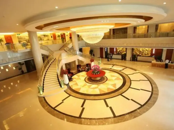 Ляньюньган: Donghai Jiachen International Hotel