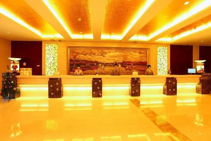 Тайчжоу: Double-Dove Peace International Hotel