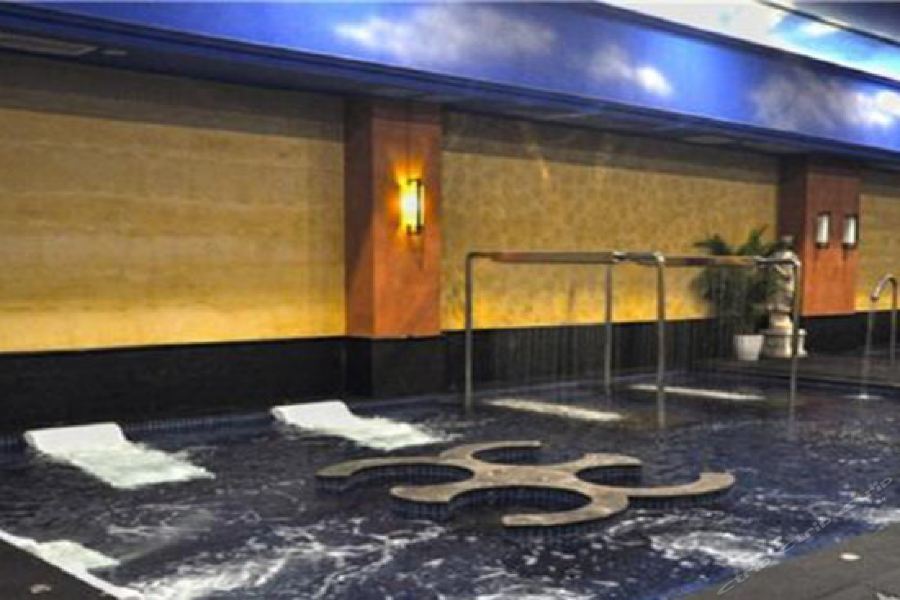 Чунцин: Chongqing Huachen International Hotel
