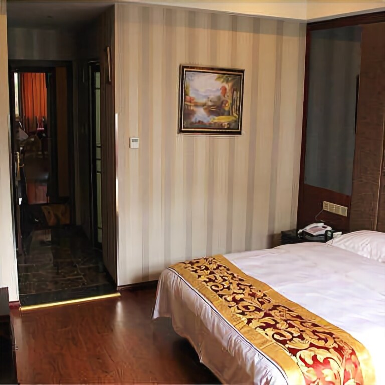 Чунцин: Chongqing Huachen International Hotel
