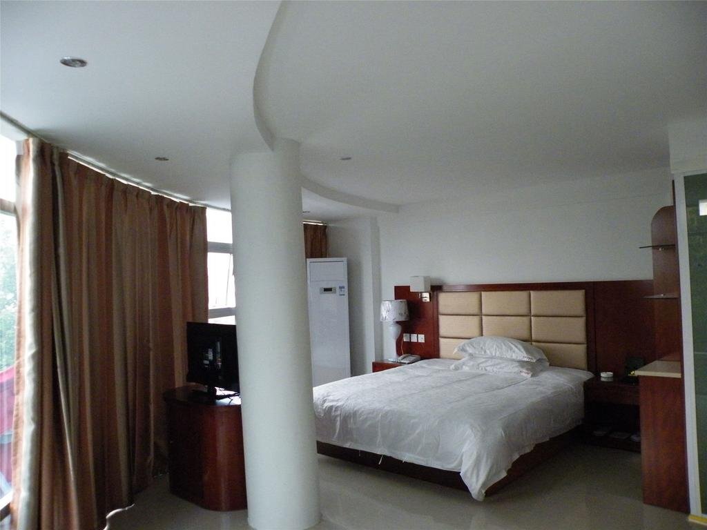 Аньцин: Anqing Shangfeng Business Hotel