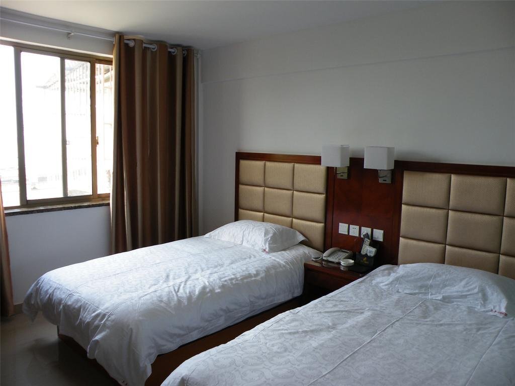 Аньцин: Anqing Shangfeng Business Hotel