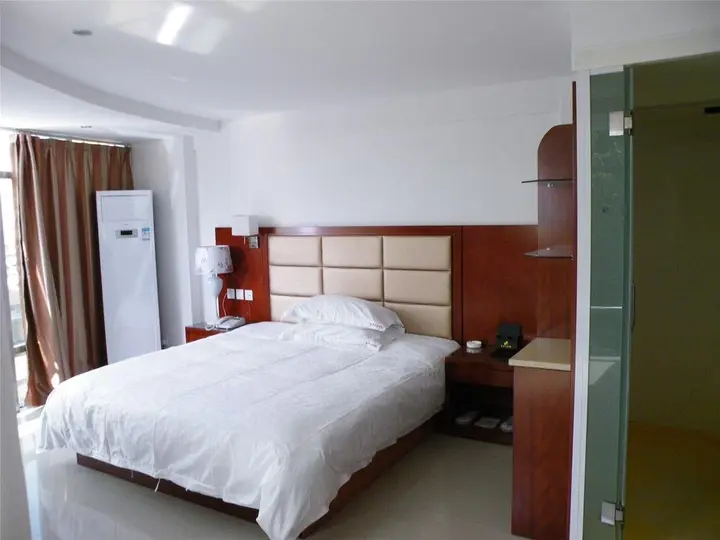 Аньцин: Anqing Shangfeng Business Hotel