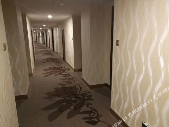 Шэньян: Shentie Hotel