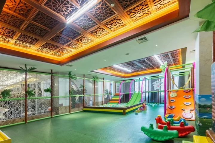 Цзаочжуан: Grand Barony Hotel