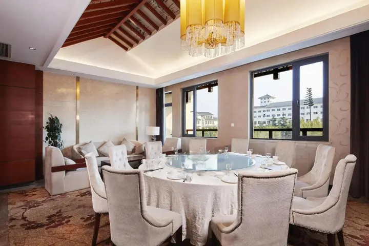 Цзаочжуан: Grand Barony Hotel