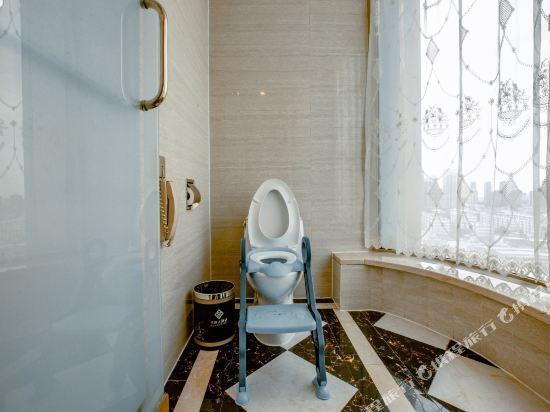 Байан-Нур: Hua Ao Hotel