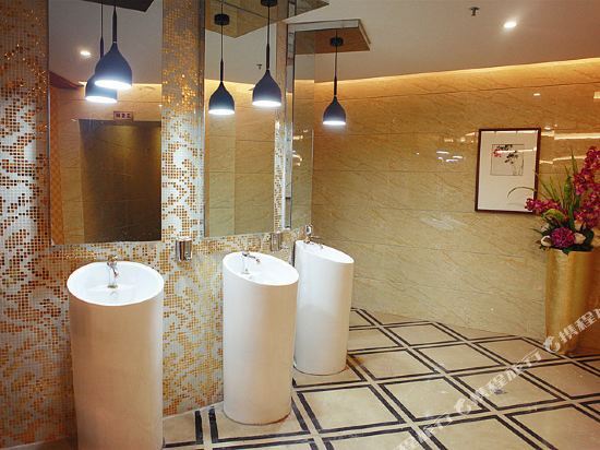 Чунцин: Runhuang 18 Business Hotel