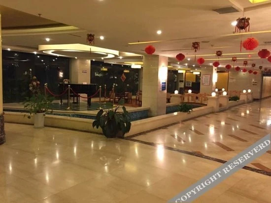 Жичжао: Lusheng Hotel