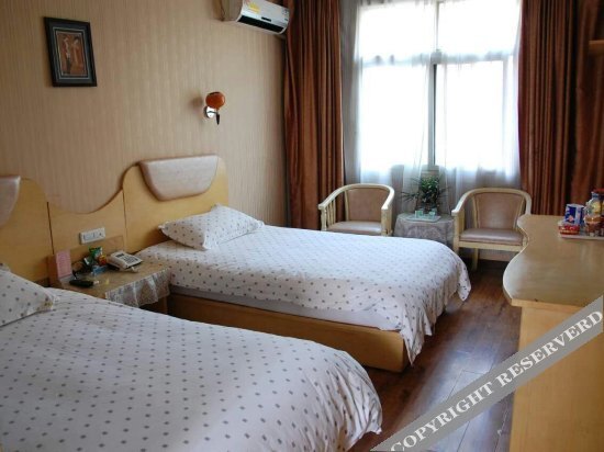 Шиянь: Shiyan Xinliangyuan Hotel