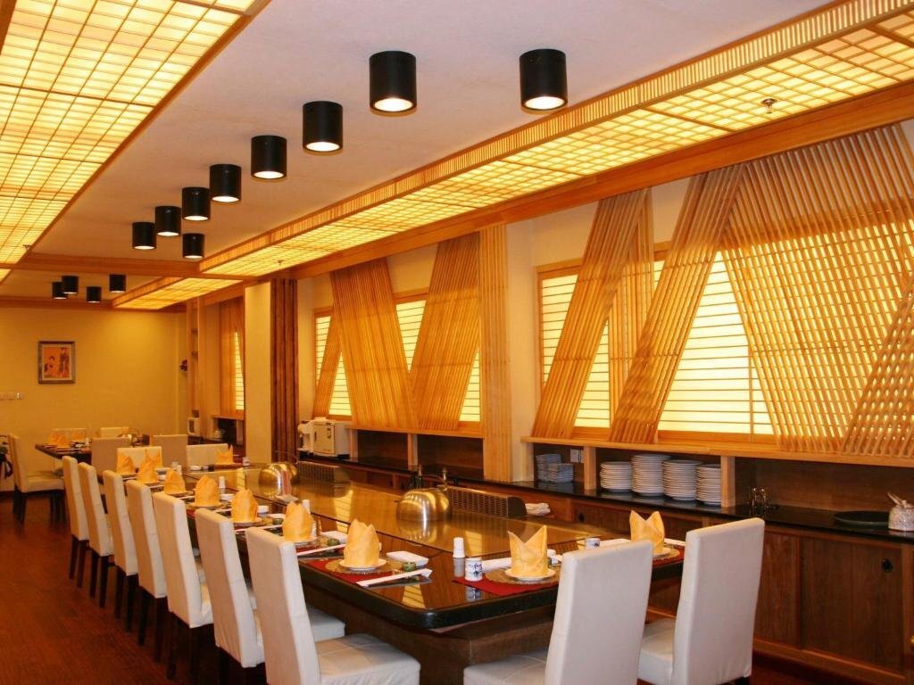 Циньхуандао: Qinhuangdao Great Wall Hotel