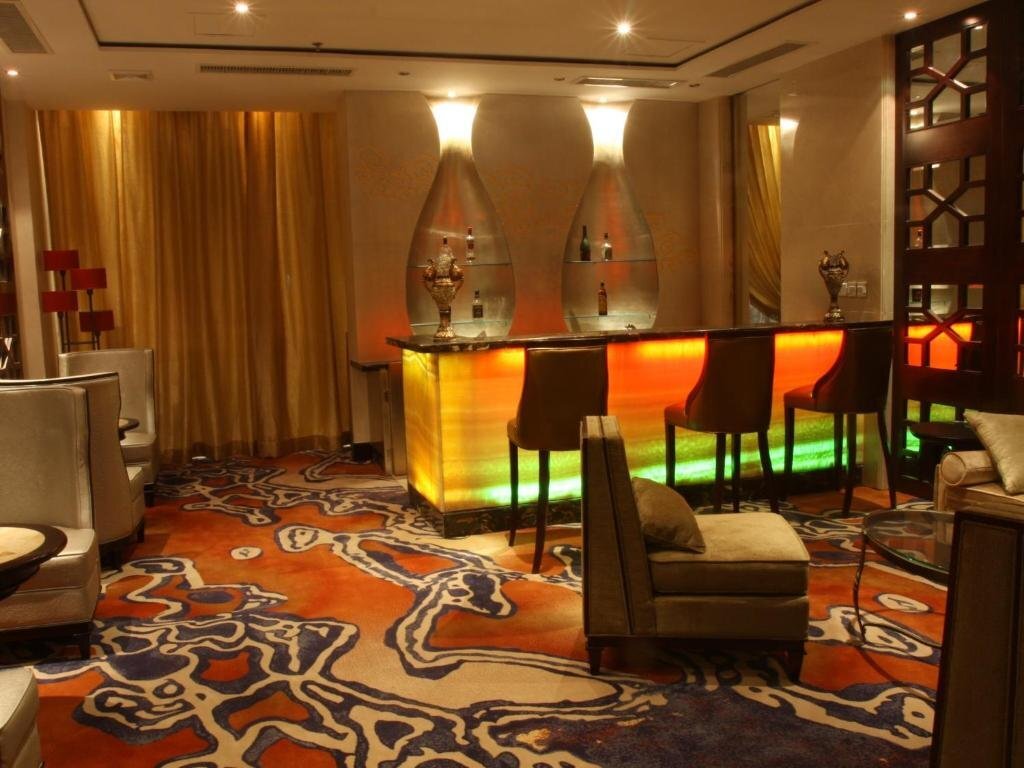 Циньхуандао: Qinhuangdao Great Wall Hotel
