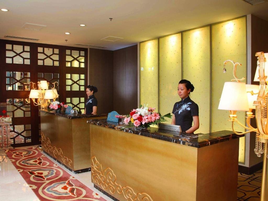 Циньхуандао: Qinhuangdao Great Wall Hotel